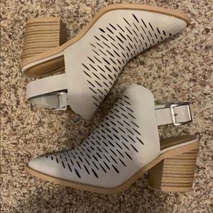 Light grey bootie heel